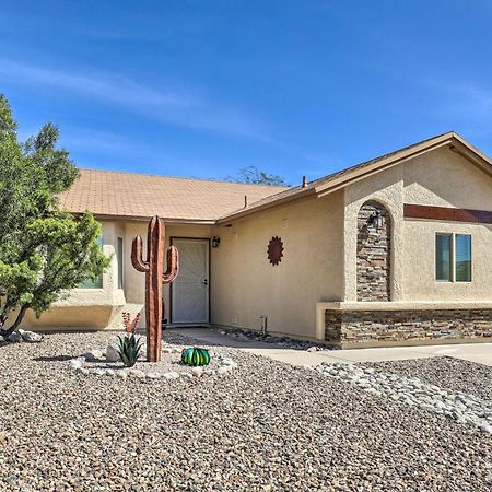 فيلا East Tucson House With Private Backyard And Fire Pit المظهر الخارجي الصورة